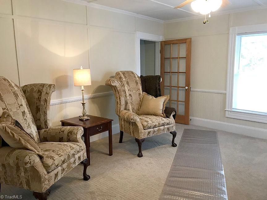 515-517 Oakview Road High Point, NC 27265 - Photo 25 of 29 Another view of Living room