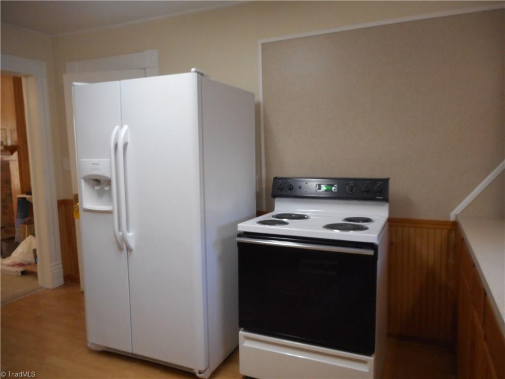 515-517 Oakview Road High Point, NC 27265 - Photo 5 of 29 View of kitchen