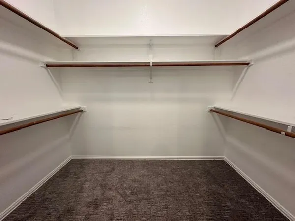 $2,800 | 236 Wallington Way, Lewisville, TX 75067