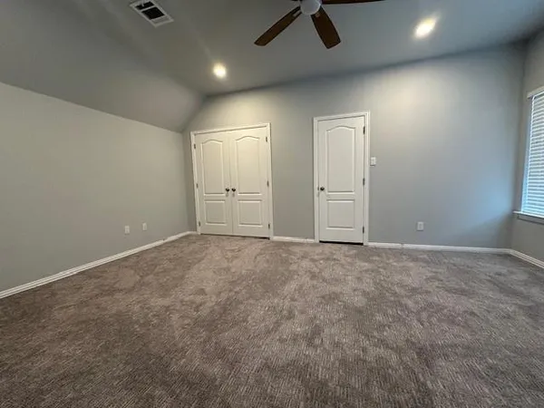 $2,800 | 236 Wallington Way, Lewisville, TX 75067