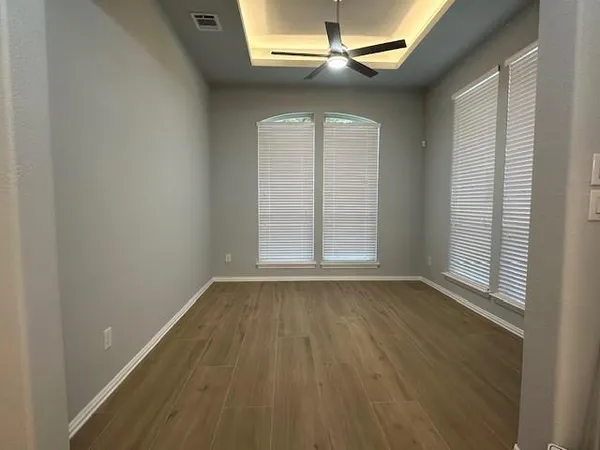 $2,800 | 236 Wallington Way, Lewisville, TX 75067