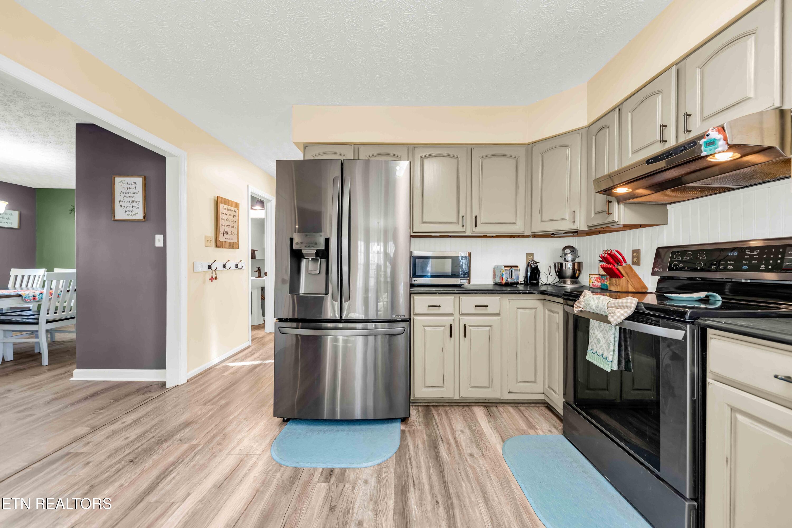 153 Autumn Drive Clinton, TN 37716 - Photo 11 of 29 Kitchen