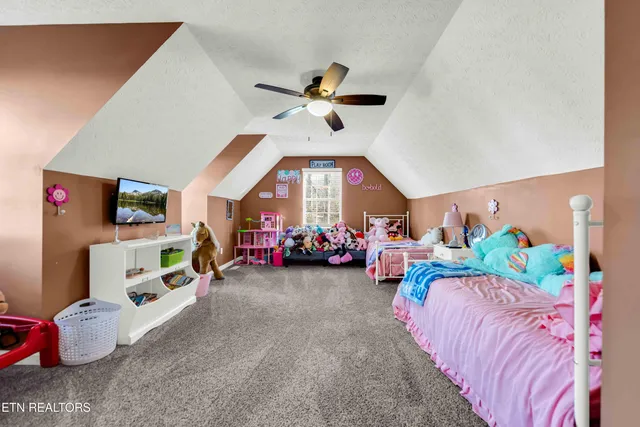 $549,900 | 153 Autumn Drive, Clinton, TN 37716