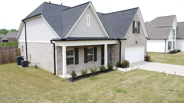 $340,700 | 5727 Tucker Landing, Horn Lake, MS 38637