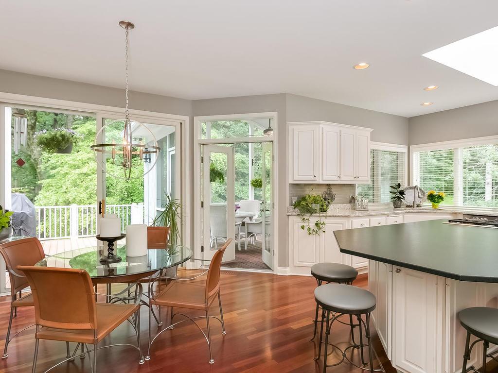 11567 Landing Road Eden Prairie, MN 55347 - Photo 14 of 40