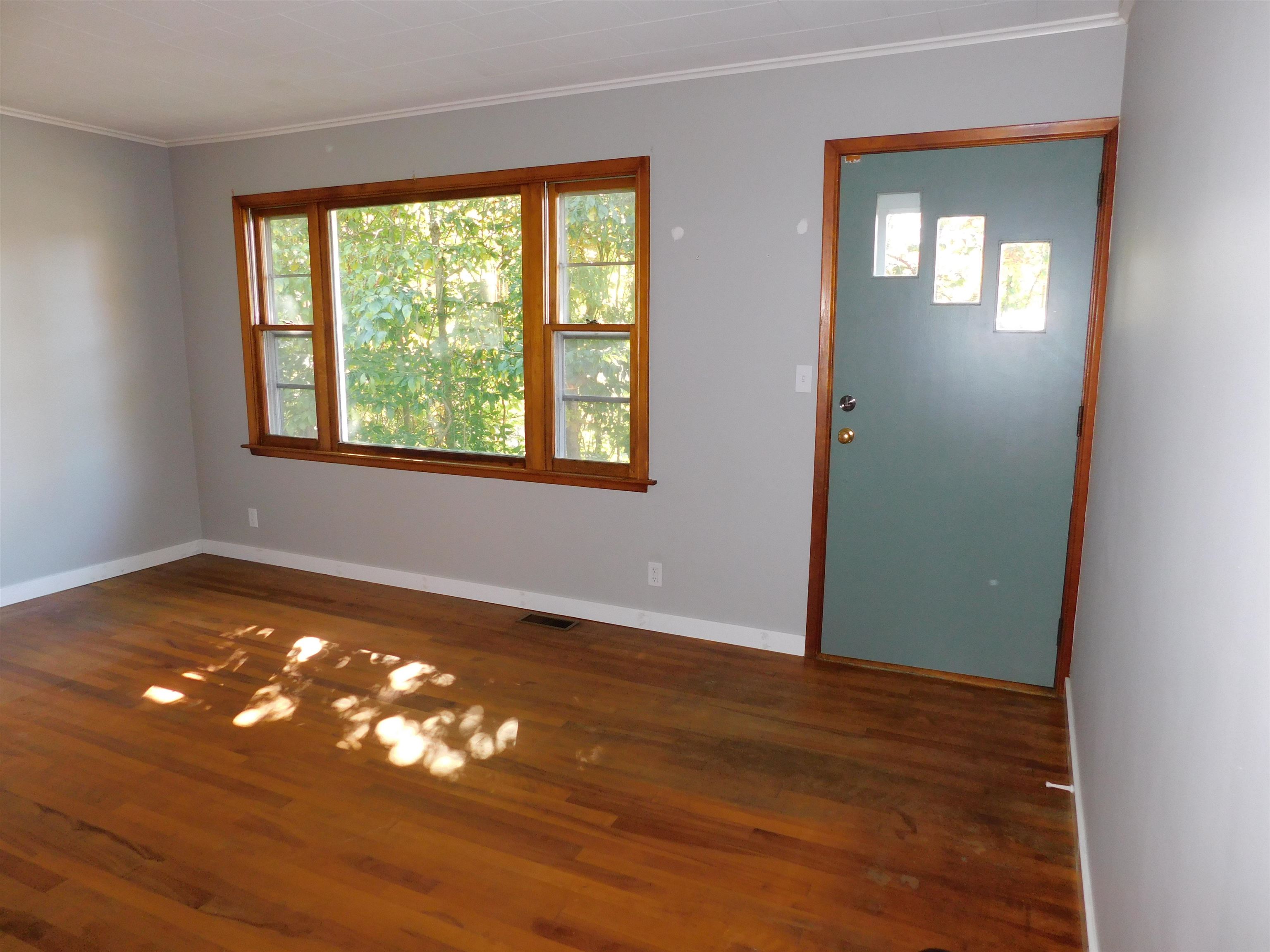 17 Clark Street Springfield, VT 05150 - Photo 23 of 25