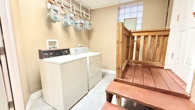 $1,300 | 8017 South Phillips Avenue, Unit G, Chicago, IL 60617