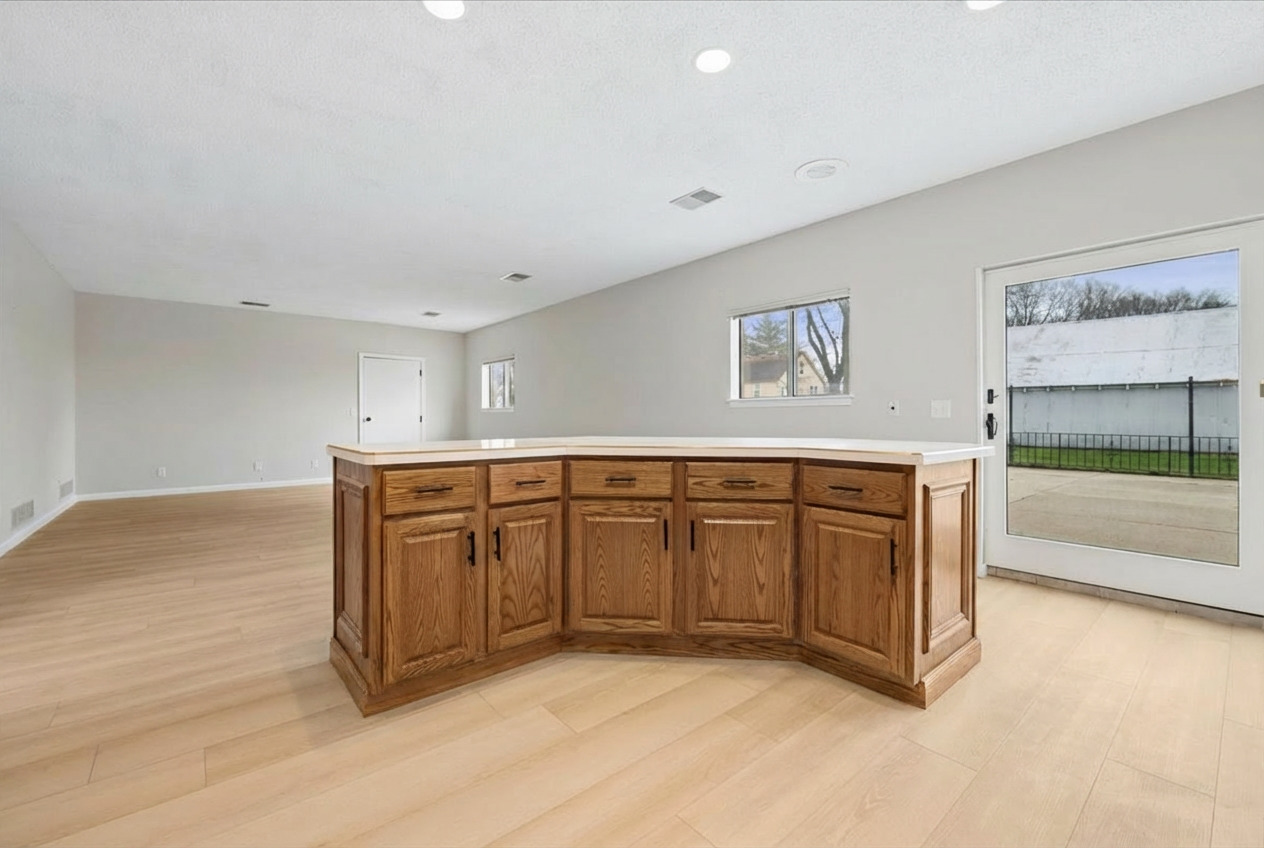1430 North 30th Road Ottawa, IL 61350 - Photo 11 of 29