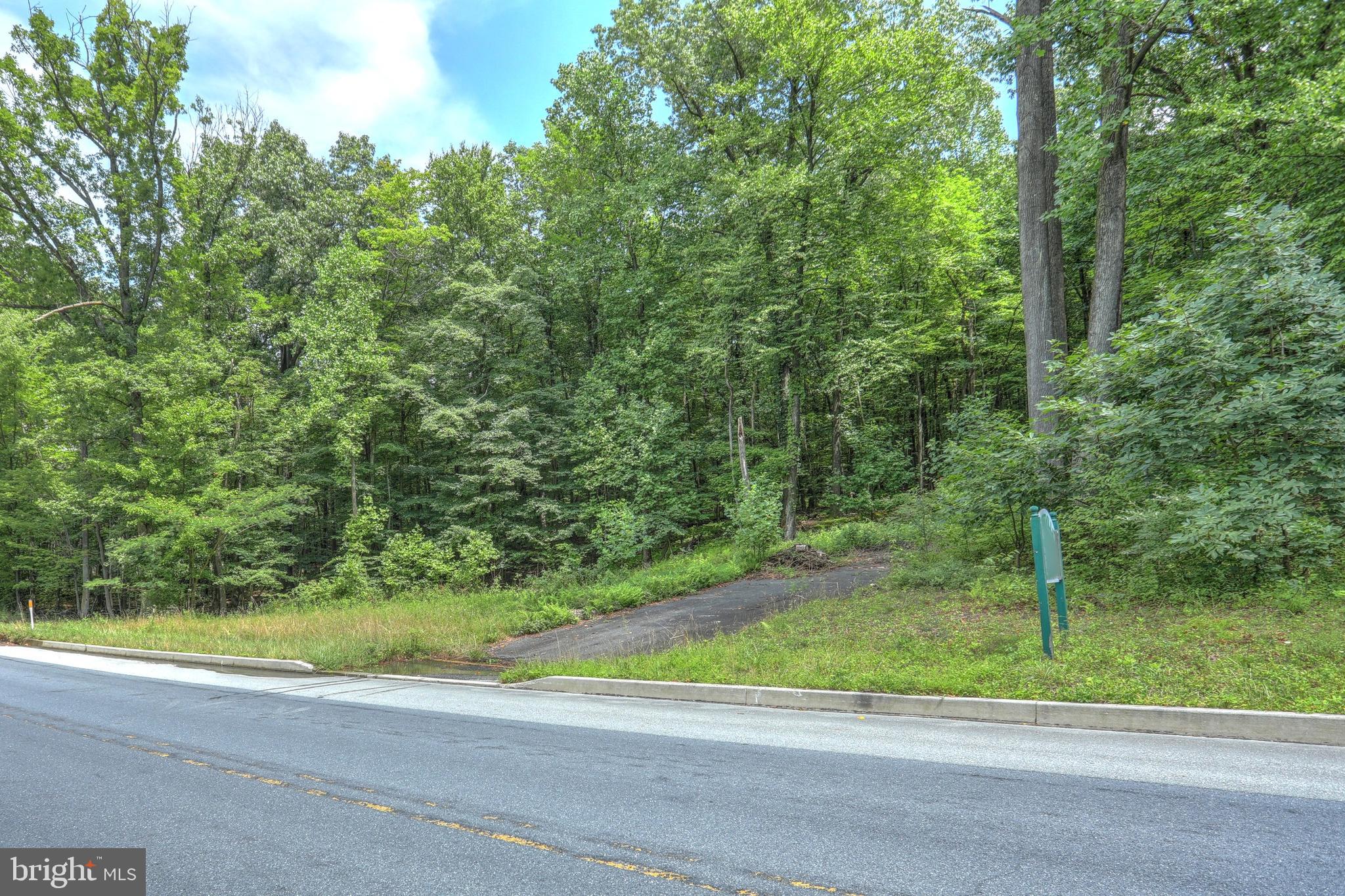 1490 Tower Road, Unit 12 York, PA 17406 - Photo 3 of 7 Gallery Image 3
