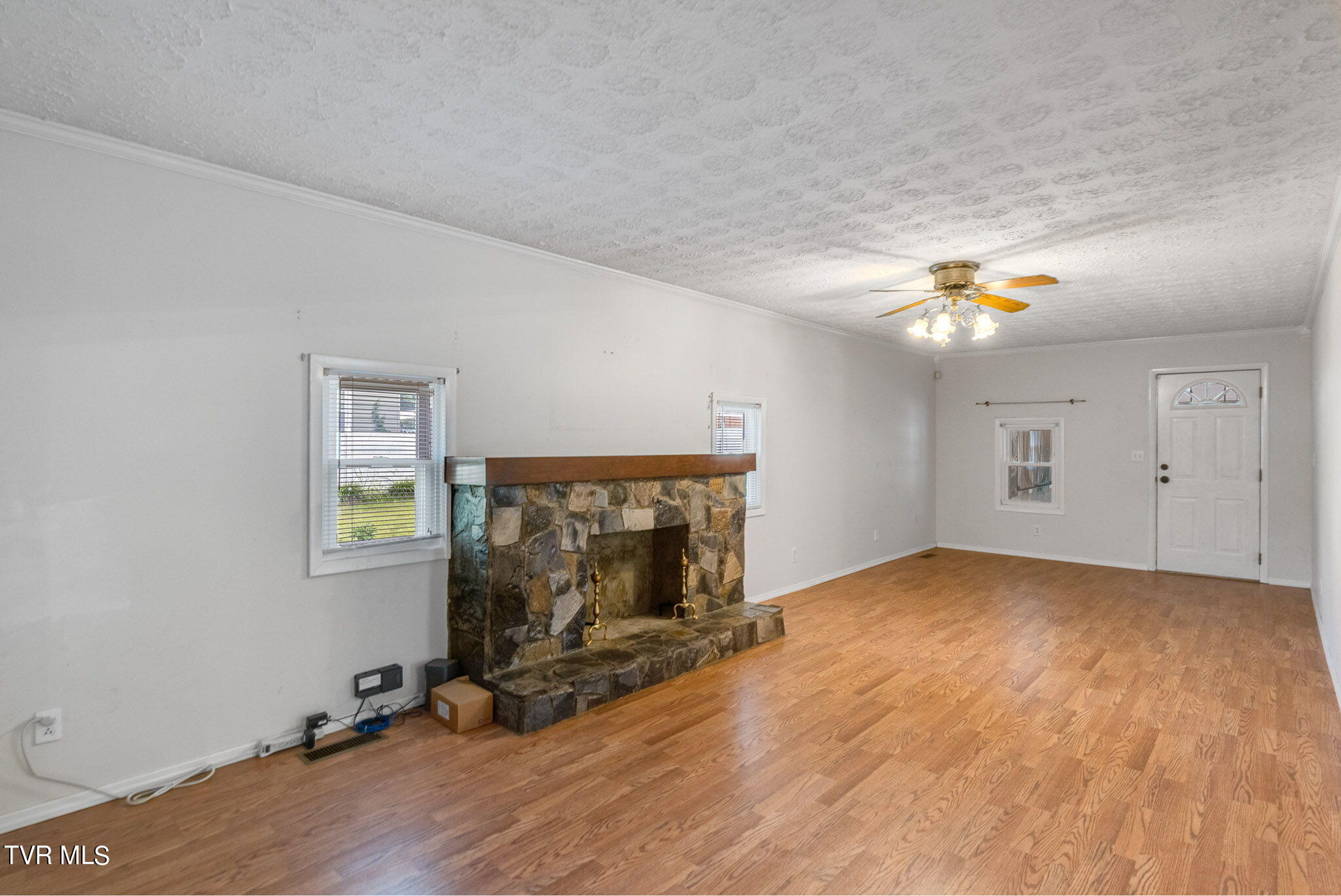 2342 Buckingham Road Greeneville, TN 37745 - Photo 8 of 34 21-web-or-mls-IMG_6429