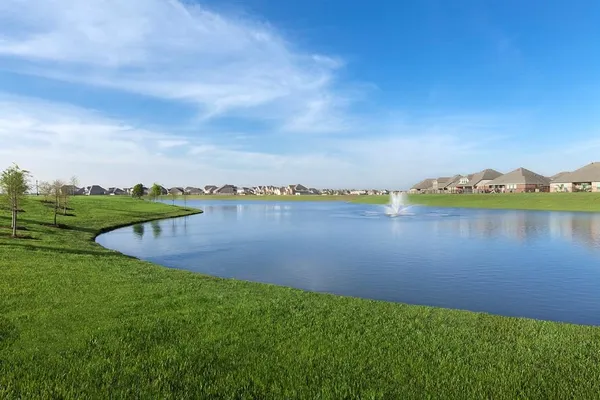 $3,000 | 7831 Lago River Lane, Richmond, TX 77407