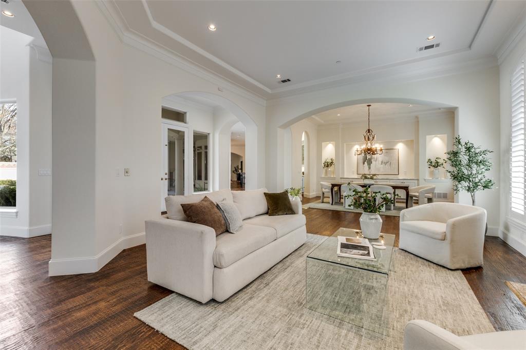 14828 Bellbrook Drive Addison, TX 75254 - Photo 5 of 36 a living room with furniture and view of kitchen