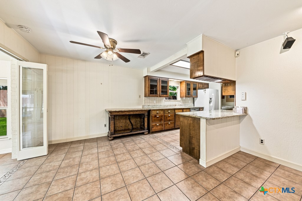 605 Ridgecrest New Braunfels, TX 78130 - Photo 16 of 36 Gallery Image 16