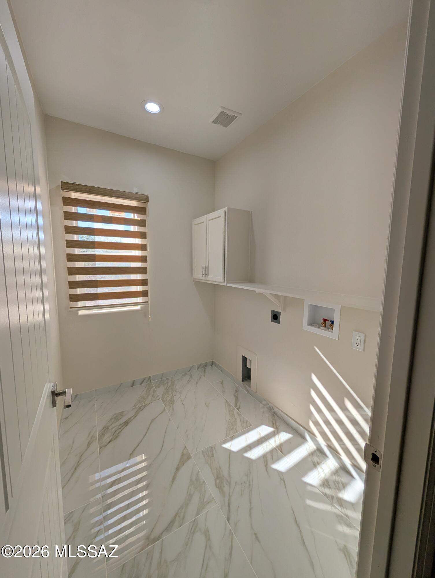 1795 Laponia Rio Rico, AZ 85648 - Photo 13 of 20 Laundry