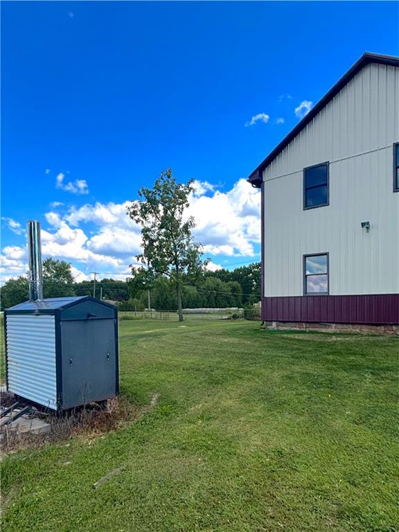 4217 Hillsville Road Pulaski, PA 16143 - Photo 5 of 26 a view of garden