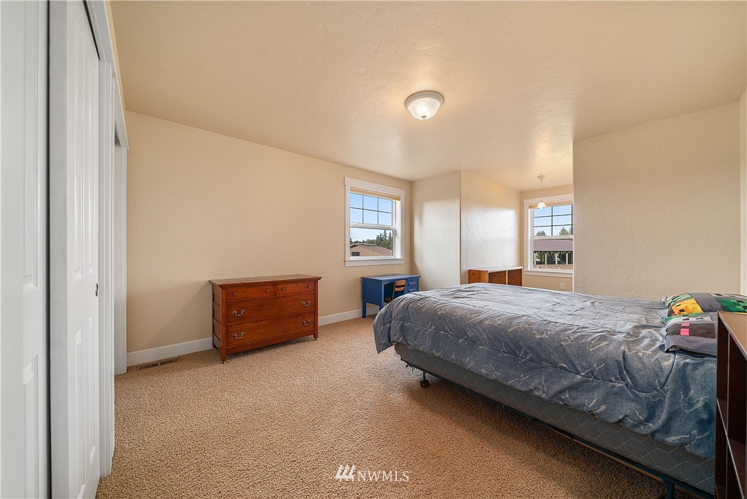 19515 Mountain Meadows Lane Southwest Rochester, WA 98579 - Photo 15 of 40 Gallery Image 15