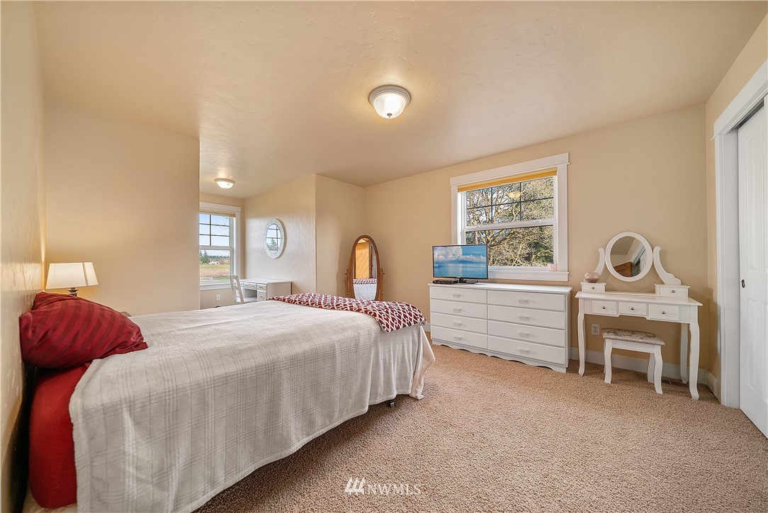 19515 Mountain Meadows Lane Southwest Rochester, WA 98579 - Photo 19 of 40 Gallery Image 19