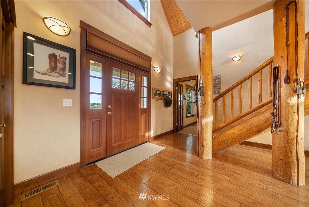 19515 Mountain Meadows Lane Southwest Rochester, WA 98579 - Photo 3 of 40 Gallery Image 3