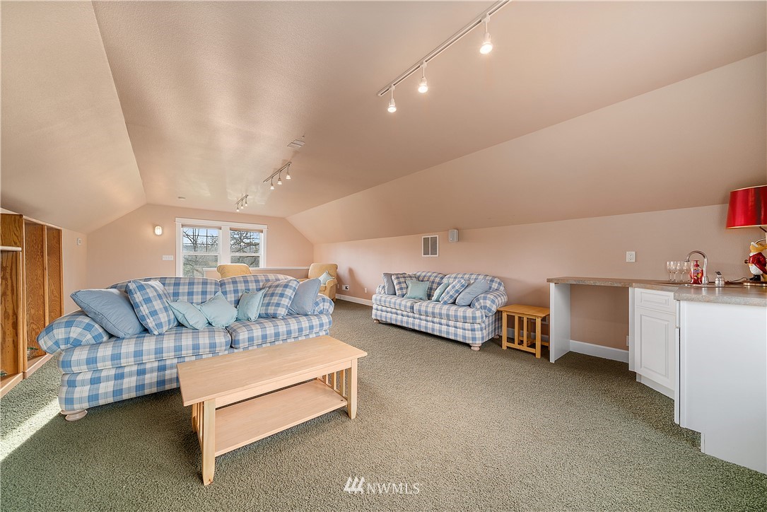 19515 Mountain Meadows Lane Southwest Rochester, WA 98579 - Photo 23 of 40 Gallery Image 23