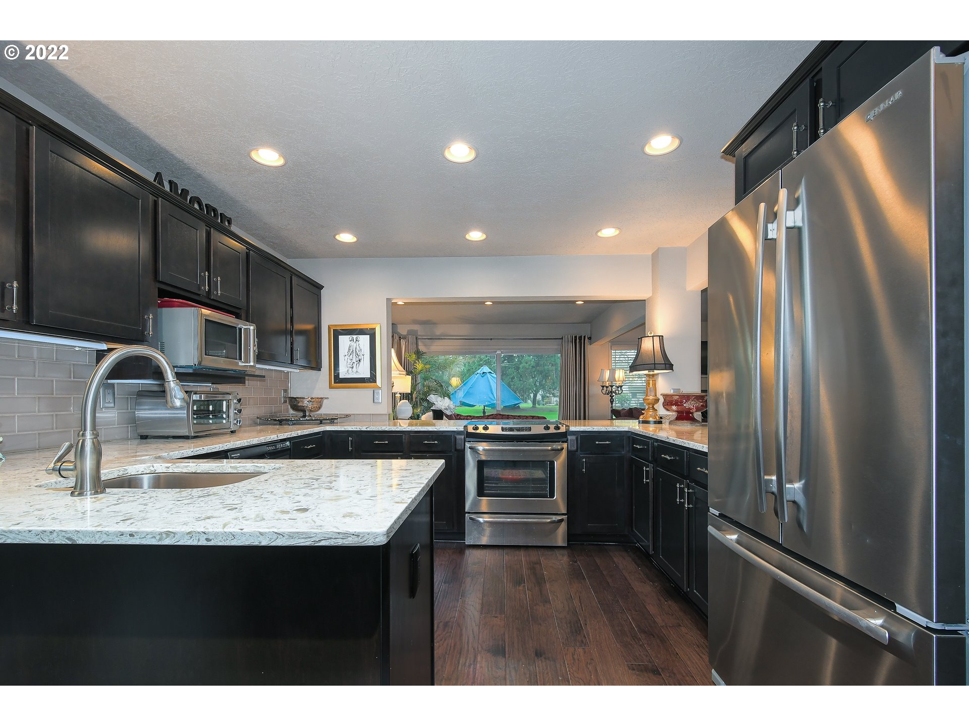 32125 Southwest Boones Bend Road Wilsonville, OR 97070 - Photo 11 of 31 Gallery Image 11