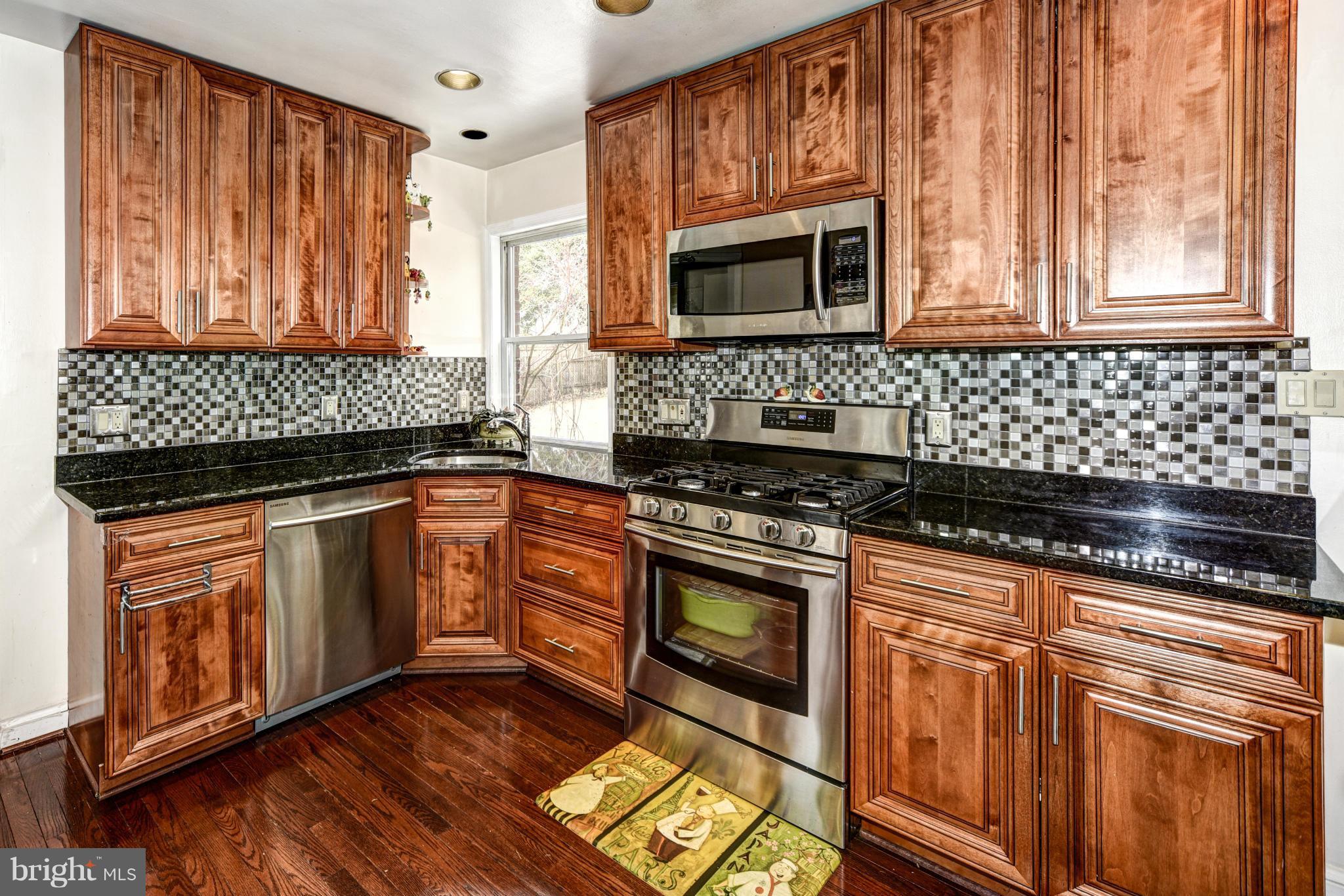 2811 Hardy Avenue Silver Spring, MD 20902 - Photo 2 of 29 Kitchen