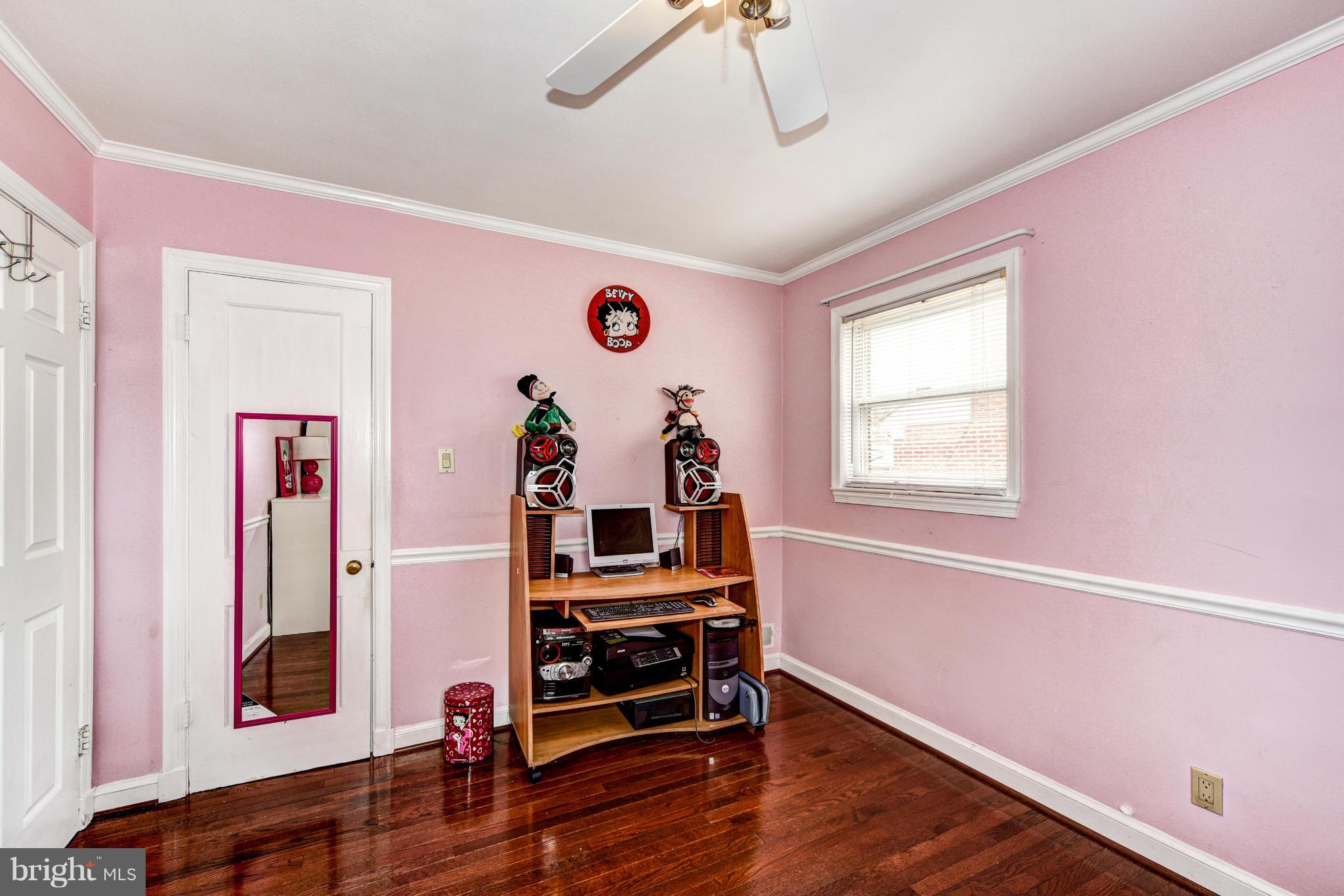 2811 Hardy Avenue Silver Spring, MD 20902 - Photo 19 of 29 Bedroom