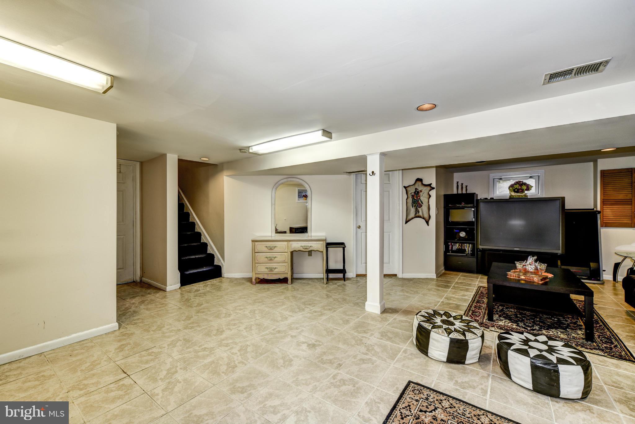 2811 Hardy Avenue Silver Spring, MD 20902 - Photo 22 of 29 Basement