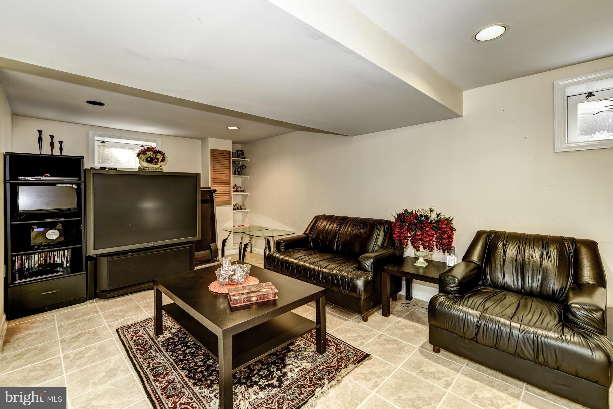 2811 Hardy Avenue Silver Spring, MD 20902 - Photo 23 of 29 Basement
