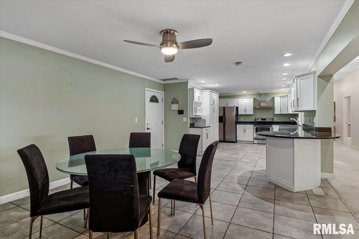 1013 East Lake Shore Drive Springfield, IL 62712 - Photo 22 of 82