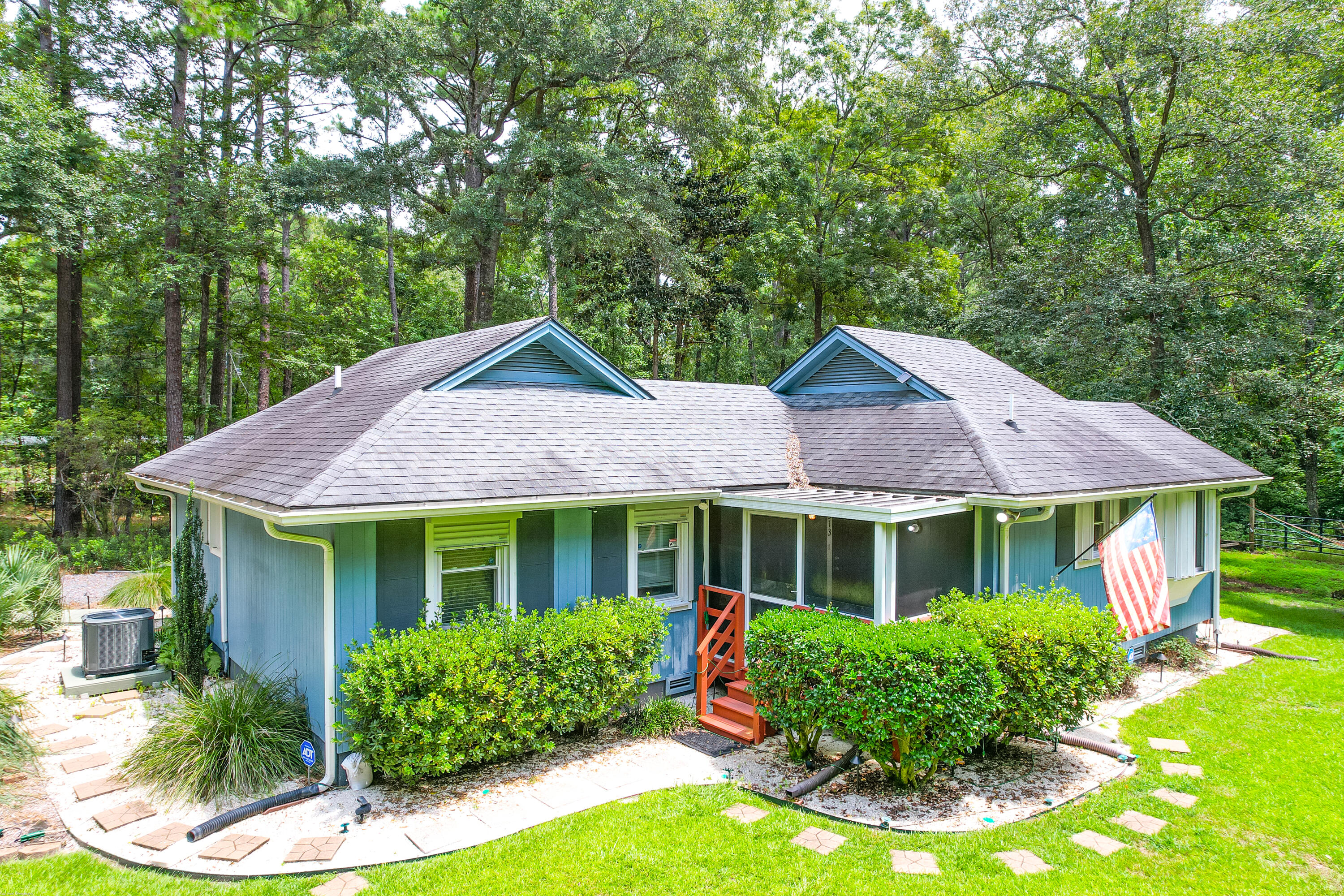 6313 Bears Bluff Road Wadmalaw Island, SC 29487 - Photo 3 of 27 5313 Bears Bluff -Tidalcreekphoto- (82)