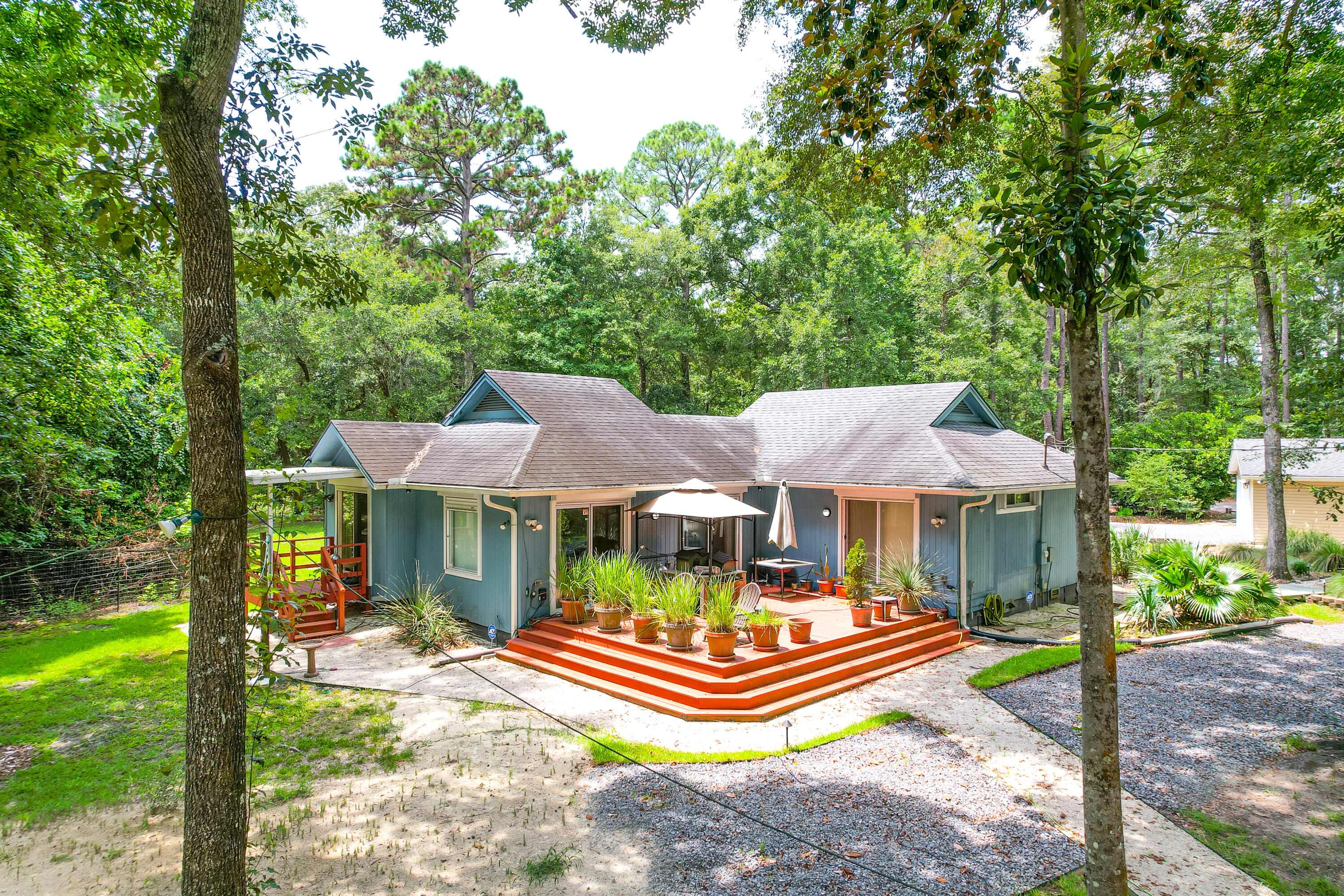 6313 Bears Bluff Road Wadmalaw Island, SC 29487 - Photo 9 of 27 5313 Bears Bluff -Tidalcreekphoto- (23)