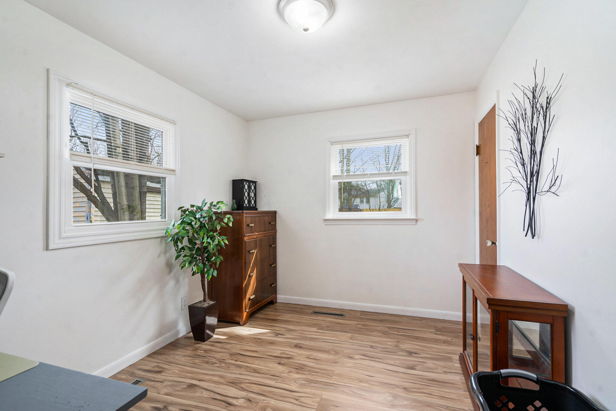 3410 Random Road Kalamazoo, MI 49004 - Photo 11 of 16 013_jbs01078_505