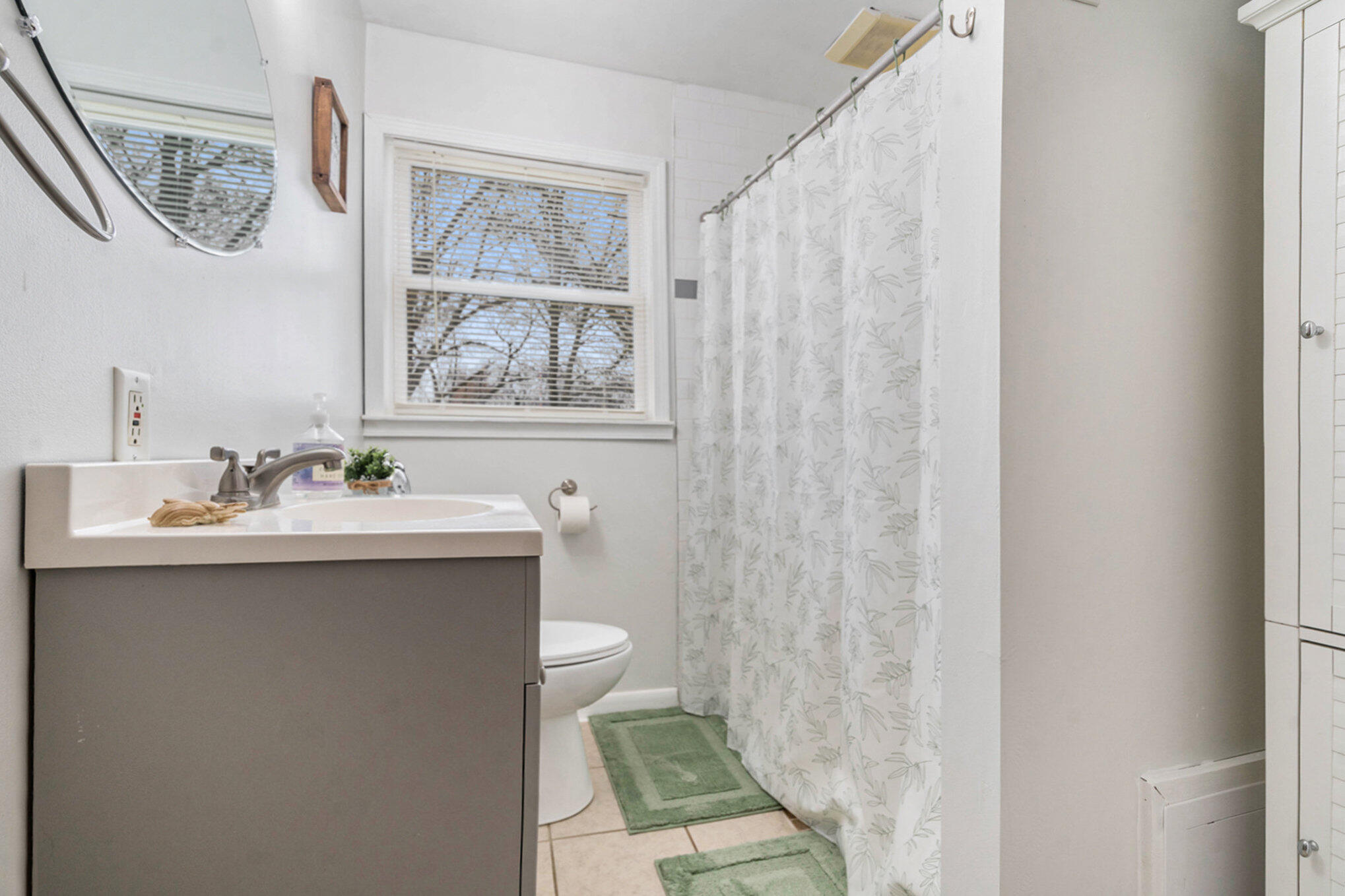 3410 Random Road Kalamazoo, MI 49004 - Photo 14 of 16 016_jbs01109_25