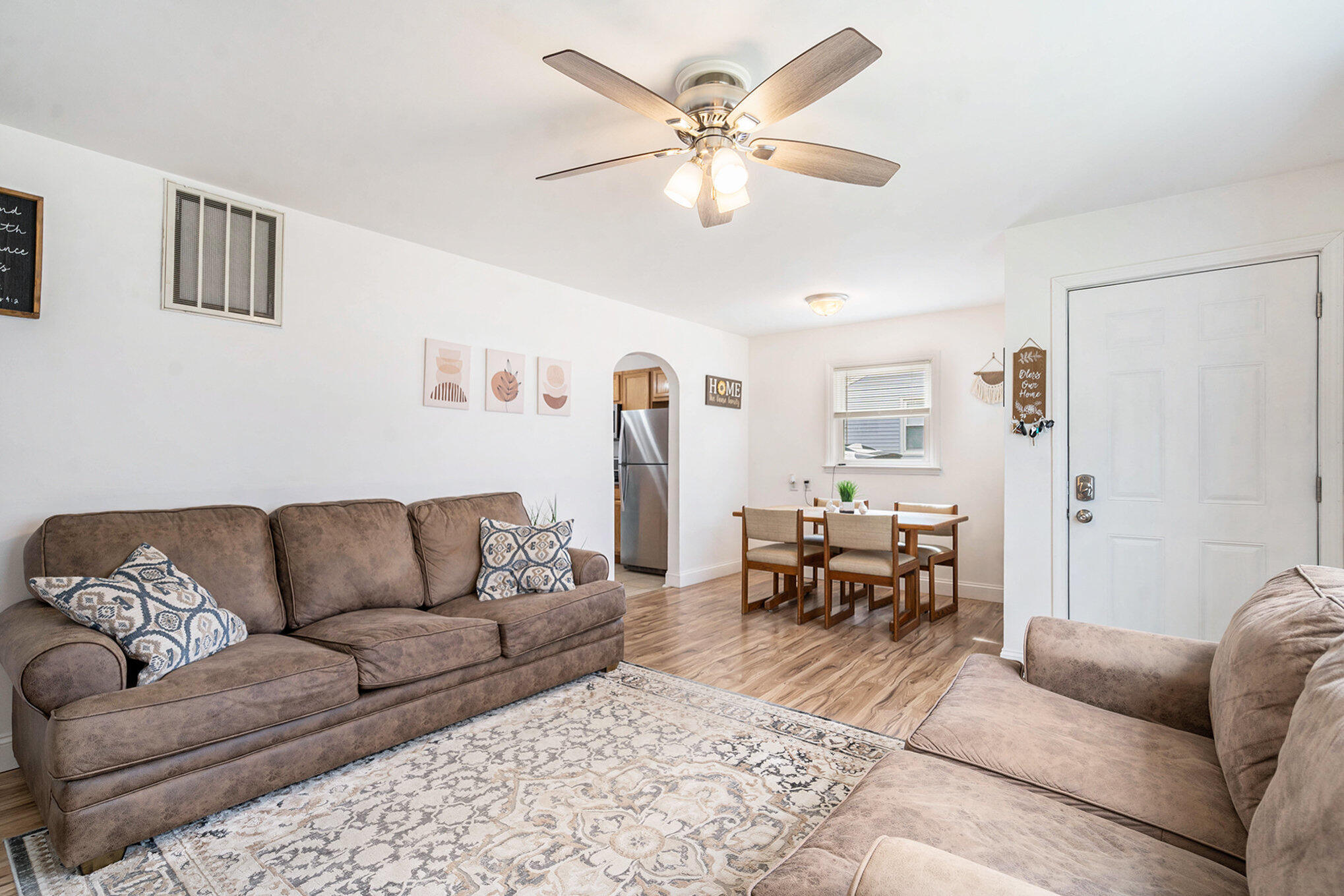 3410 Random Road Kalamazoo, MI 49004 - Photo 4 of 16 006_jbs01122_815