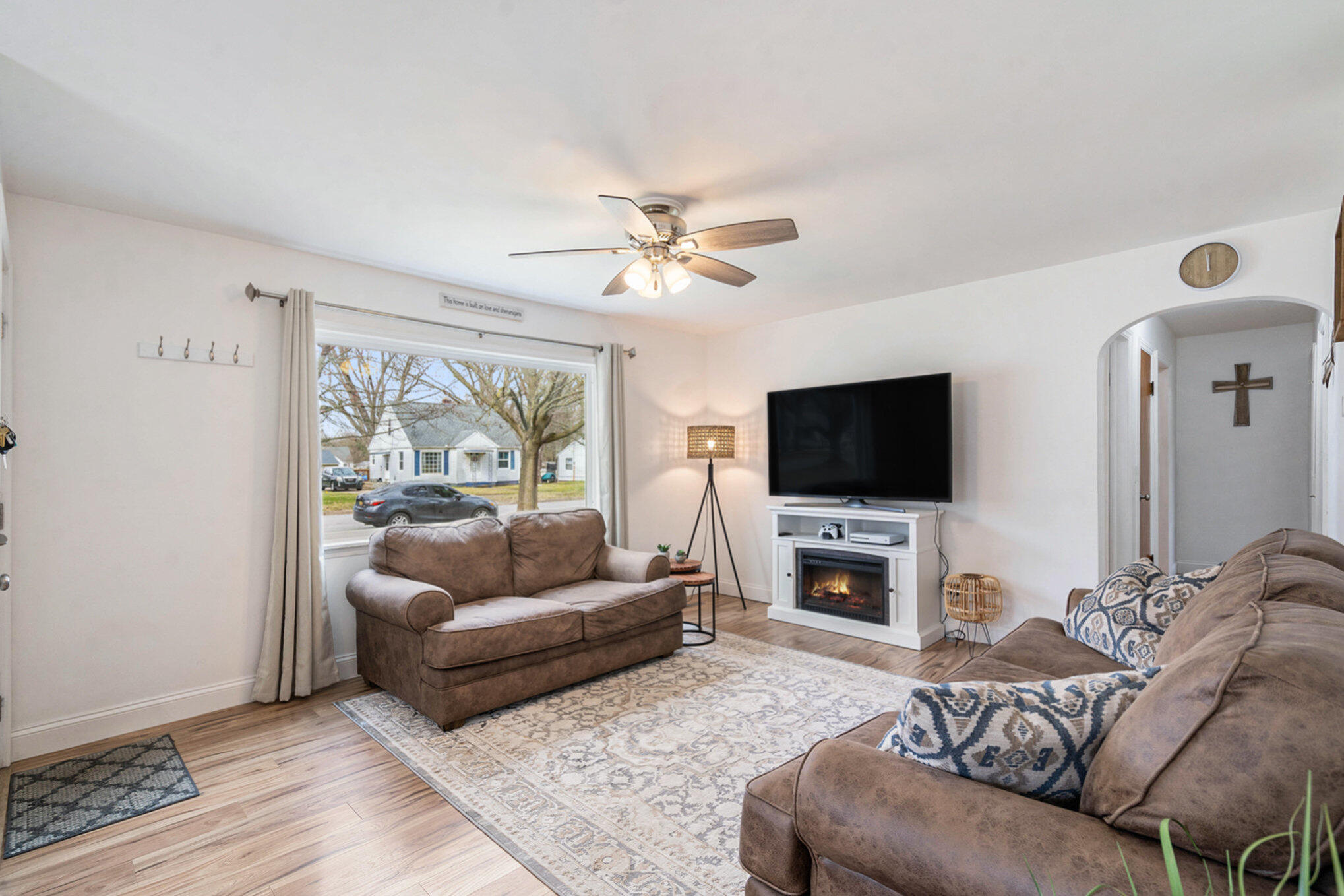 3410 Random Road Kalamazoo, MI 49004 - Photo 5 of 16 005_jbs01118_266