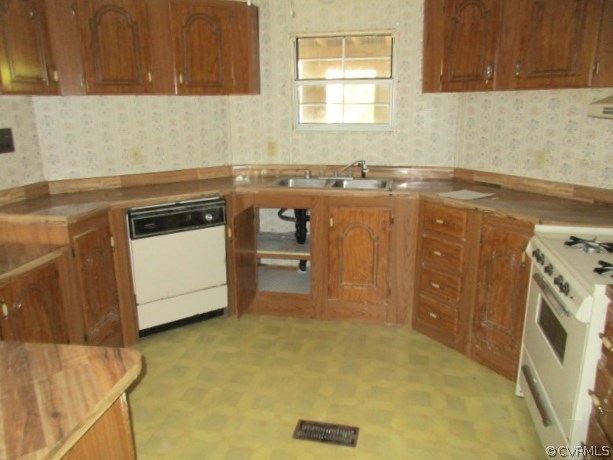 104 Hideaway Point Road Topping, VA 23169 - Photo 18 of 23 Gallery Image 18