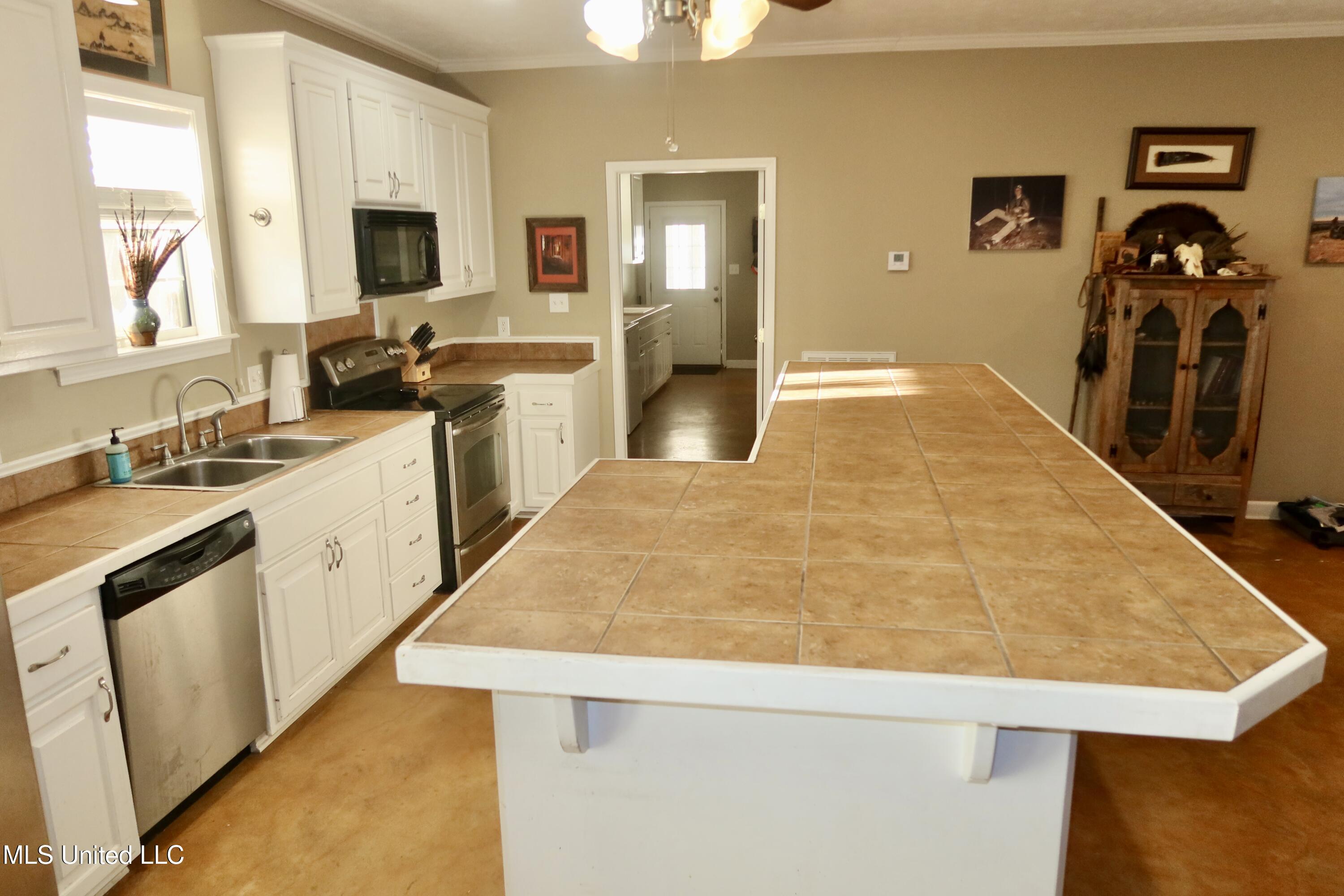 3037 Greensburg Road Liberty, MS 39645 - Photo 9 of 29 IMG_3791 2