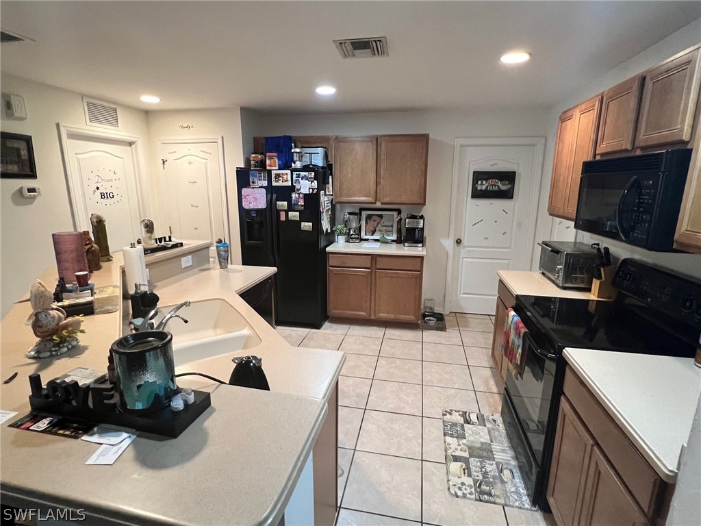 351 Ranch Avenue Lehigh Acres, FL 33974 - Photo 5 of 13