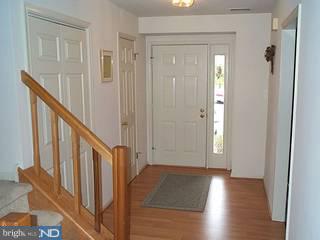 104 Beacon Square Wayne, PA 19087 - Photo 2 of 6 Gallery Image 2
