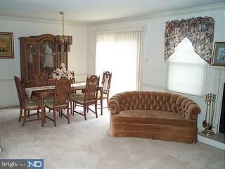 104 Beacon Square Wayne, PA 19087 - Photo 3 of 6 Gallery Image 3
