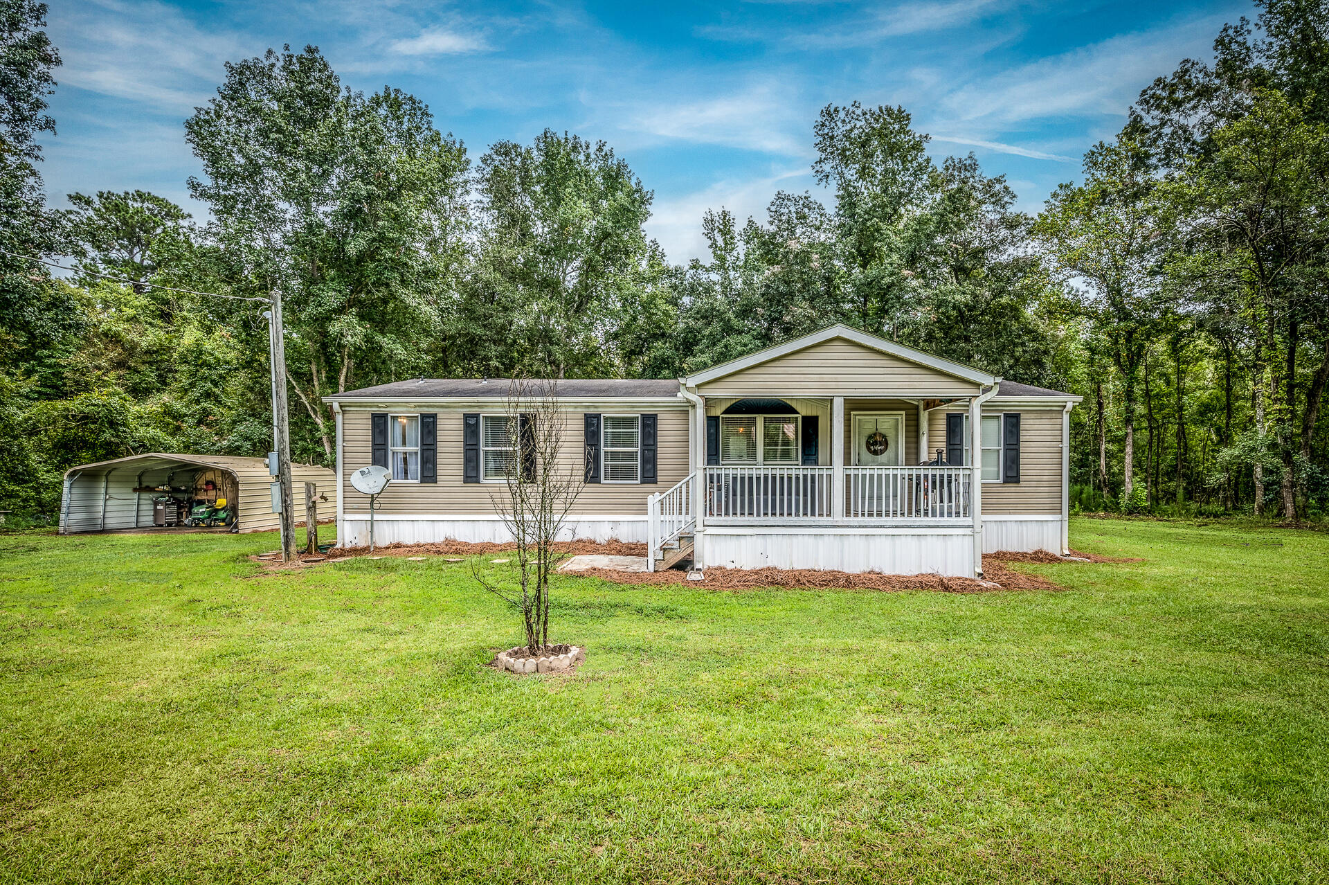 406 Red Oak Road Cottageville, SC 29435 - Photo 5 of 38 406RedOak-02