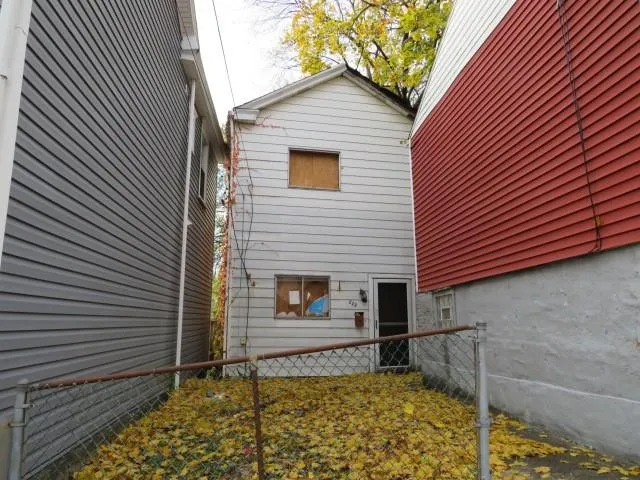 a view of a house with street