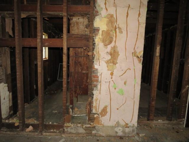 222 Kramer Way Pittsburgh, PA 15211 - Photo 15 of 19 a bathroom with a shower