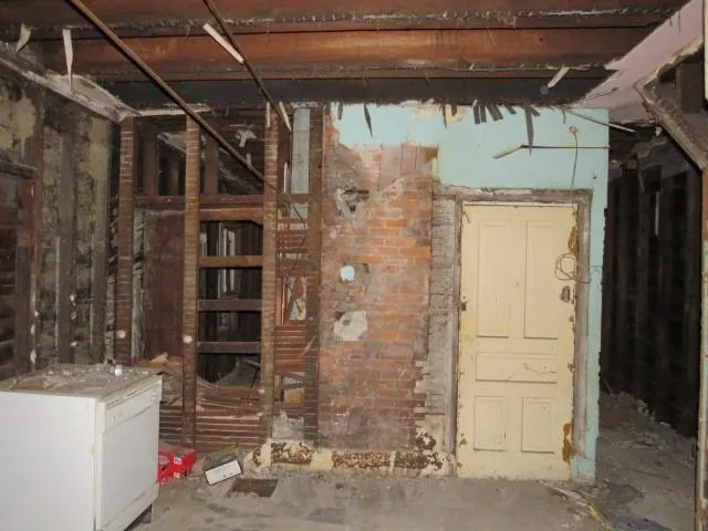 a view of entryway door