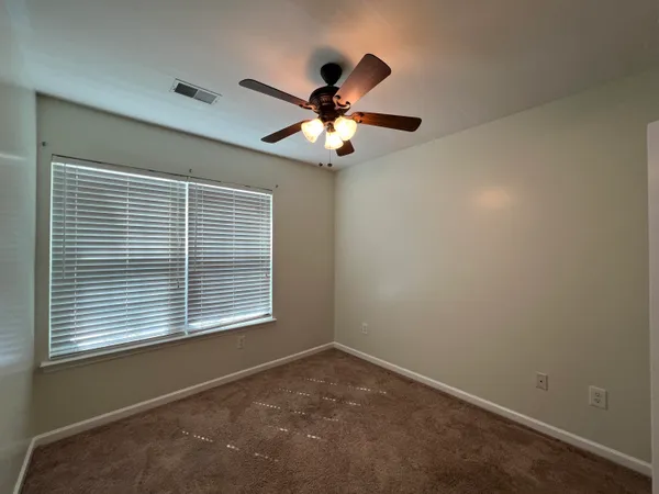 $1,795 | 8064 Shadow Oak Drive, North Charleston, SC 29406