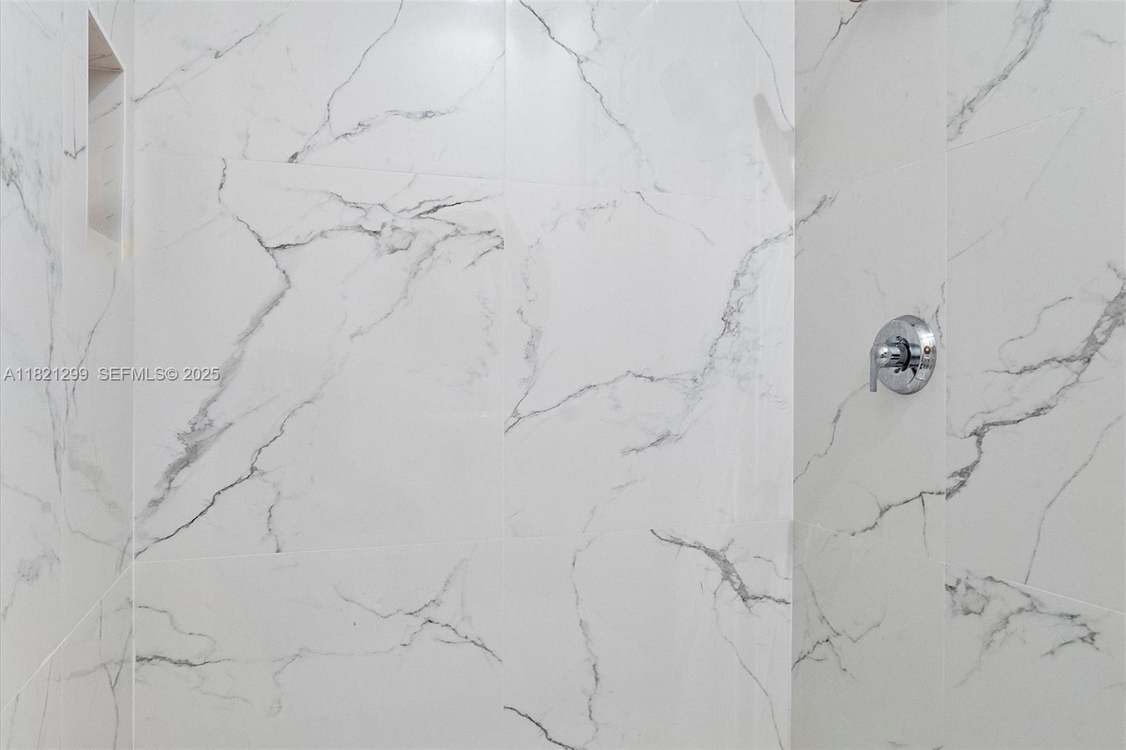 1382 Harbor View West Hollywood, FL 33019 - Photo 18 of 57