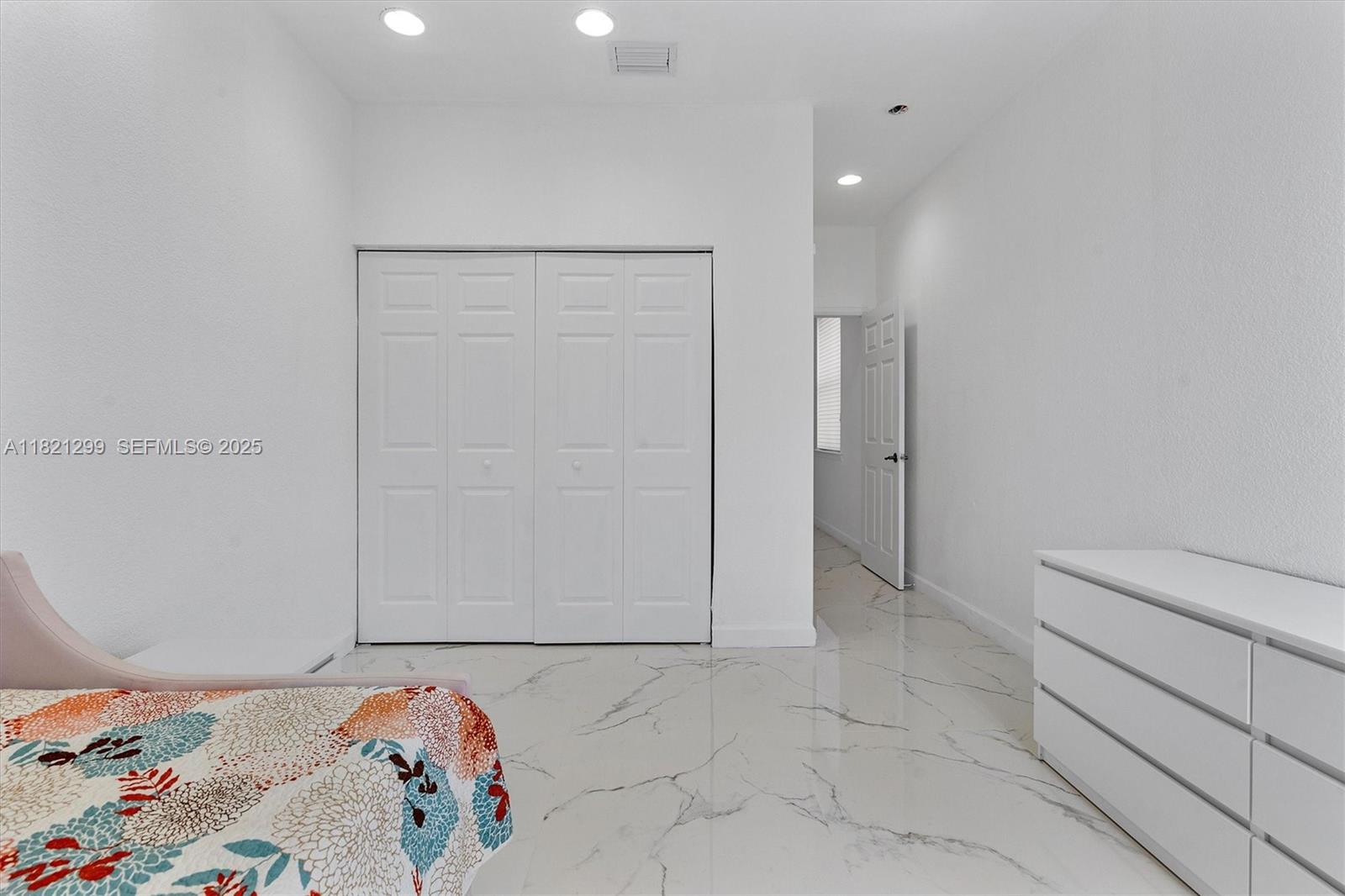 1382 Harbor View West Hollywood, FL 33019 - Photo 37 of 57