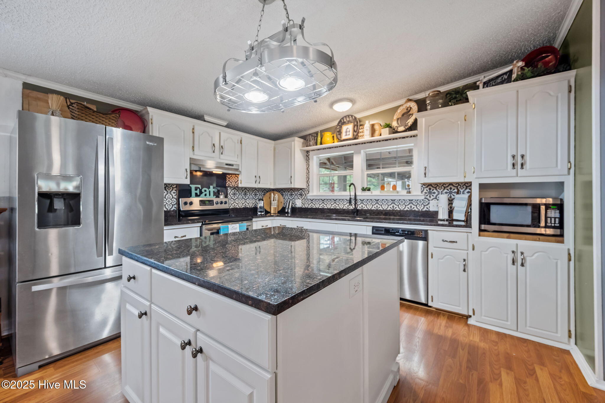 233 Belgrade-Swansboro Road Swansboro, NC 28584 - Photo 15 of 57 32-web-or-mls-_RAD0541