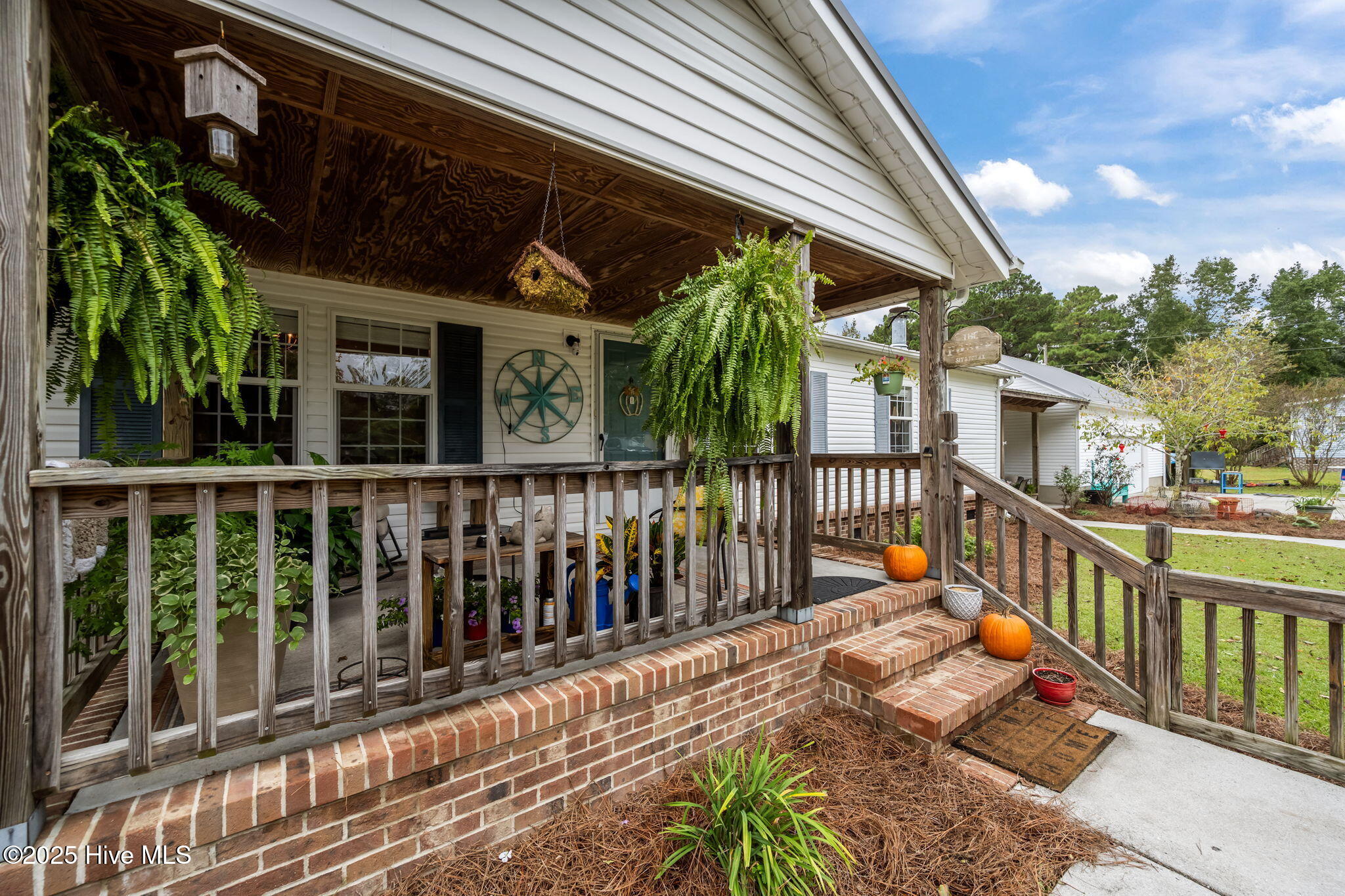 233 Belgrade-Swansboro Road Swansboro, NC 28584 - Photo 6 of 57 4-web-or-mls-04