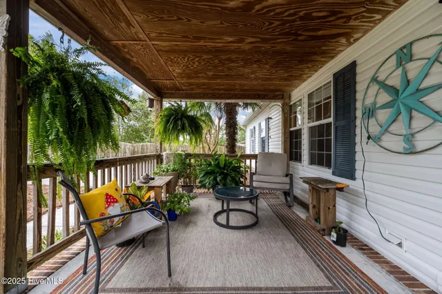 $395,000 | 233 Belgrade-Swansboro Road, Swansboro, NC 28584